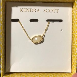 Kendra Scott Elisa Pendant Necklace